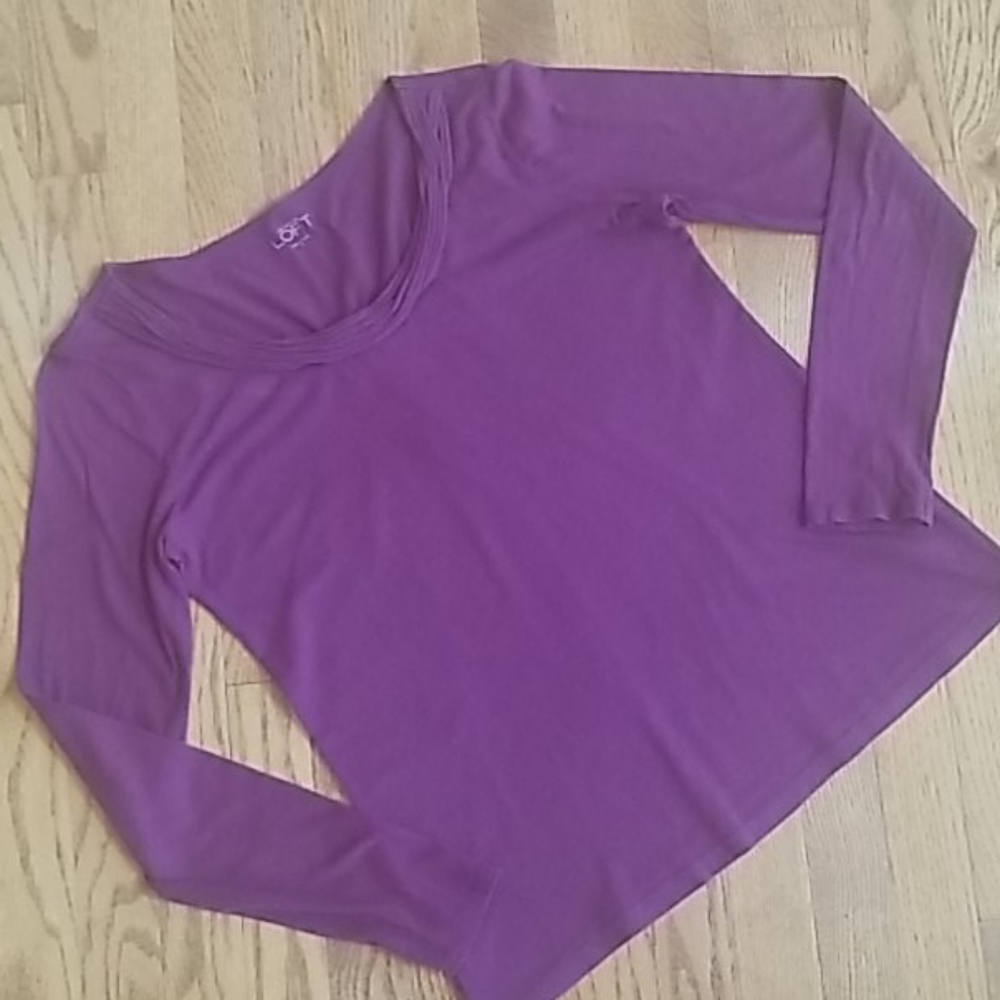 LOFT long sleeve purple tee. Size medium.
